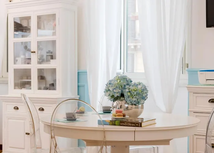 Capo Le Case, Romantic Flat Near Spanish Steps Rome
