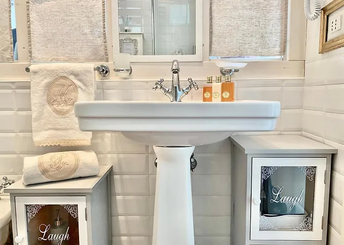 Capo Le Case, Romantic Flat Near Spanish Steps Rome
